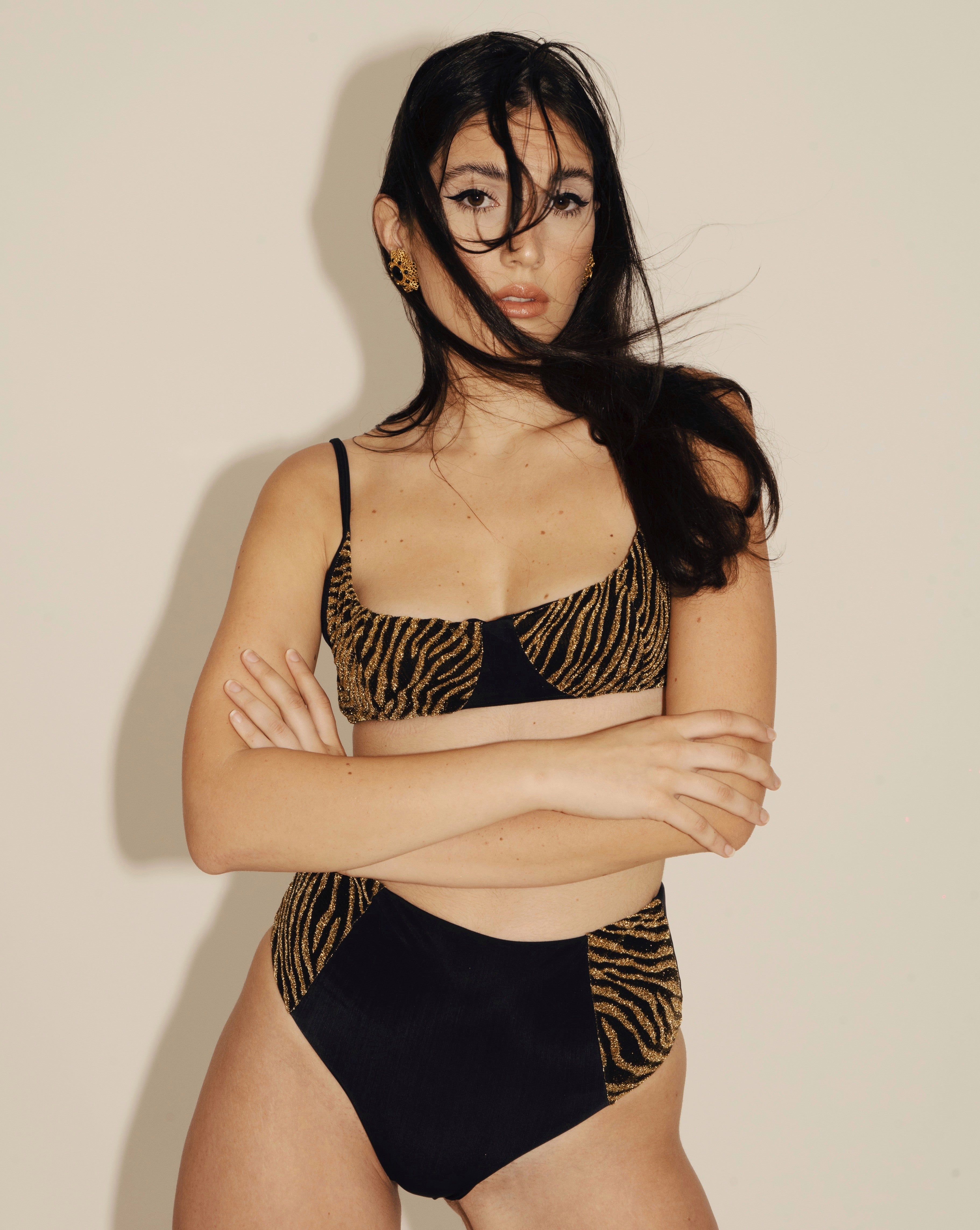 Persia - Black & Gold